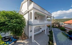 Apartmani Sanjin Tariba